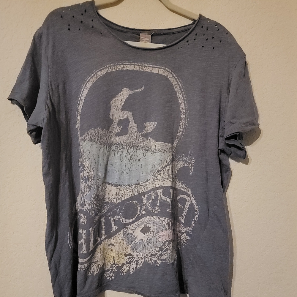 Magnolia Pearl Grey Short Sleeve Tee
